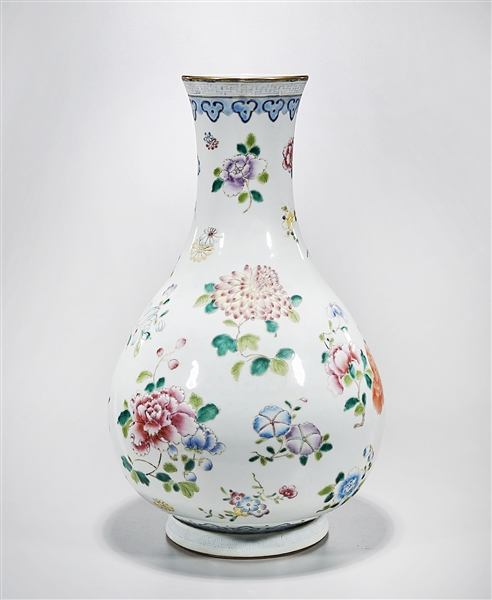 Chinese Enameled Porcelain Yuhuchunping Vase