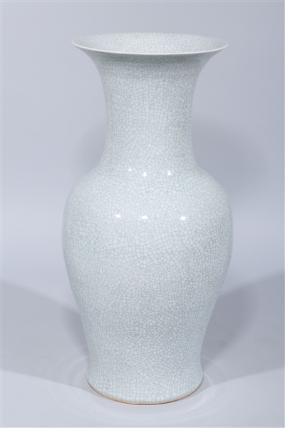Large Chinese Porcelain Crackle Glazed Vase