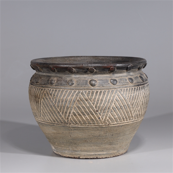 Chinese Early Style Ceramic Vessel