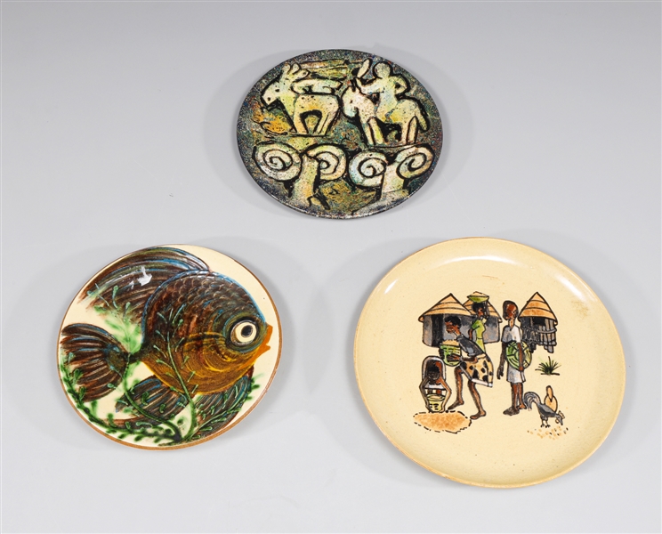 Group of Three Vintage Plates, Puigdemont, Dekor Zagres