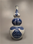 Fine Blue and White Porcelain Triple Gourd Vase